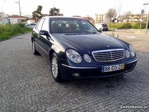 Mercedes-Benz E 220 CDI Elegance Julho/03 - à venda -