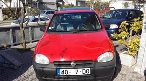 Opel Corsa 5 portas 1.4 Maio/94 - à venda - Ligeiros