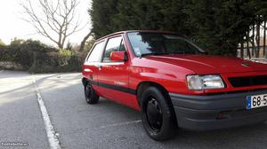 Opel Corsa sport Setembro/93 - à venda - Comerciais / Van,