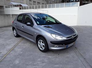 Peugeot  xt  km Novembro/02 - à venda -