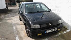 Renault Clio  Agosto/93 - à venda - Ligeiros