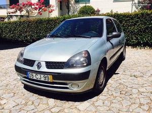 Renault Clio CLIM Maio/02 - à venda - Comerciais / Van,