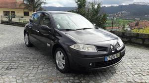 Renault Mégane 1.5 dci 105 Abril/06 - à venda - Ligeiros