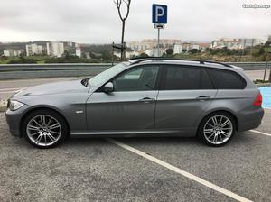 BMW 320 Touring Navigation Março/10 - à venda - Monovolume