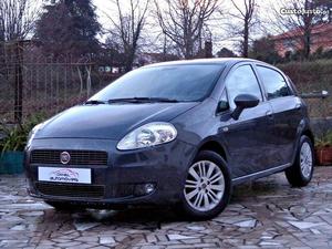 Fiat Grande Punto 1.3 -M-JET Junho/10 - à venda - Ligeiros