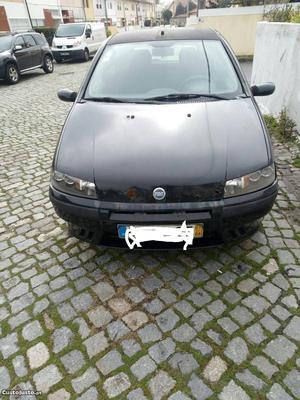 Fiat Punto v Agosto/01 - à venda - Ligeiros