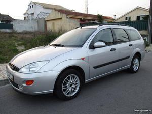 Ford Focus SW 1.4i Ambiente AC Novembro/99 - à venda -