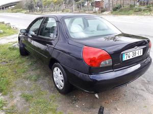 Ford Mondeo Carro de senhora Junho/97 - à venda - Ligeiros