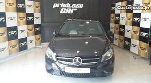 Mercedes-Benz A 180 CDI Março/14 - à venda - Ligeiros