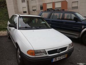 Opel Astra 1.4 gasolina Fevereiro/95 - à venda - Ligeiros