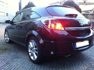 Opel Astra GTC milkm Dezembro/06 - à venda -
