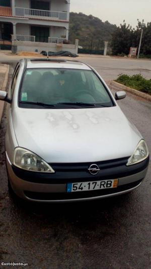 Opel Corsa corsa c Fevereiro/01 - à venda - Ligeiros