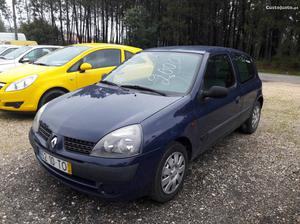 Renault Clio 1.5 DCi Maio/02 - à venda - Comerciais / Van,