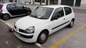 Renault Clio Van Outubro/03 - à venda - Ligeiros