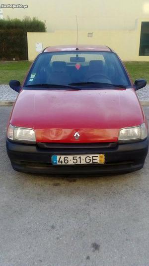 Renault Clio be bop Janeiro/96 - à venda - Ligeiros