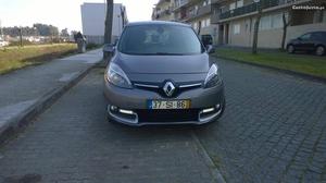 Renault Scénic  dci 110 cv Julho/14 - à venda -