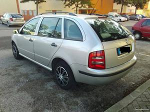 Skoda Fabia 1.4 tdi Agosto/03 - à venda - Ligeiros