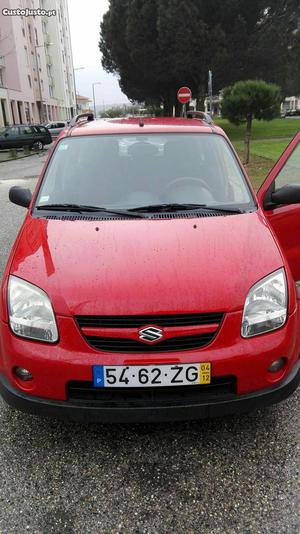 Suzuki Ignis 1.3 DDIS DIESEL 5 lugares Dezembro/04 - à