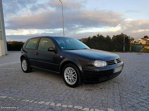 VW Golf 1.9 TDI 110 CVS Outubro/01 - à venda - Ligeiros