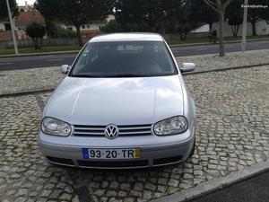 VW Golf v Agosto/02 - à venda - Ligeiros Passageiros,