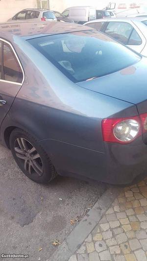 VW Jetta 1.9 tdi Bluemotion Setembro/09 - à venda -