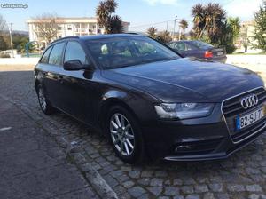 Audi A4 2.0 tdi aceito retoma Agosto/12 - à venda -