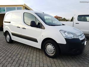 Citroën Berlingo 1.6 HDI 3 lugares Dezembro/10 - à venda -