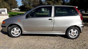 Fiat Punto 1.7 TD Outubro/97 - à venda - Ligeiros