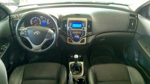 Hyundai i30 CW Style 1.6 Crdi Diesel Maio/08 - à venda -