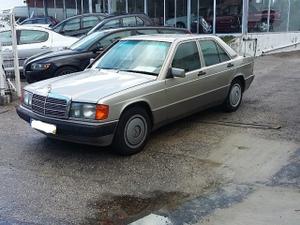 Mercedes-Benz  D - - CAIXA AUTOMATICA