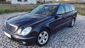 Mercedes-Benz E 220 Carrinha liv. rev. Julho/04 - à venda -