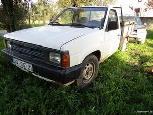 Nissan Pick Up D21 Abril/87 - à venda - Pick-up/