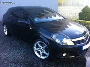 Opel Astra GTC 1.7 GPS 5Lug Fevereiro/08 - à venda -