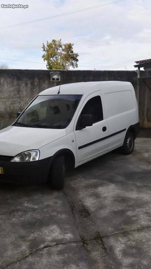 Opel Combo 1.7Di Julho/04 - à venda - Ligeiros Passageiros,