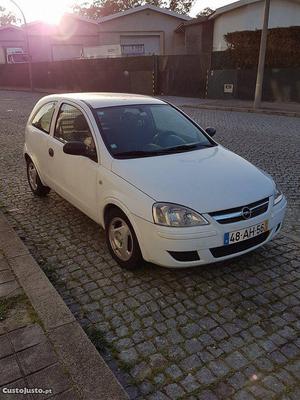 Opel Corsa 1.3 cdti Julho/05 - à venda - Ligeiros