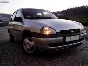 Opel Corsa 1.5 TD (Isuzu) Agosto/00 - à venda - Ligeiros