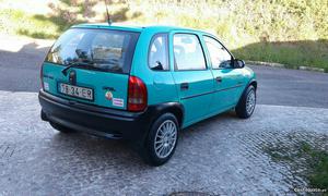 Opel Corsa 1.5d Setembro/95 - à venda - Ligeiros