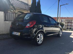 Opel Corsa Sport Outubro/11 - à venda - Ligeiros