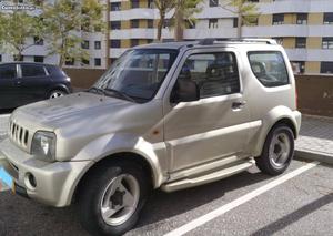 Suzuki Jimny cv Março/00 - à venda - Pick-up/