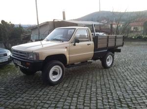 Toyota Hilux pick up Abril/87 - à venda - Pick-up/