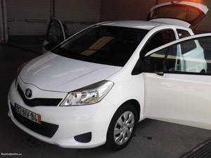 Toyota Yaris C/IVA-ACEITO TROCA Julho/13 - à venda -