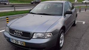 Audi A4 1.6 Julho/96 - à venda - Ligeiros Passageiros,