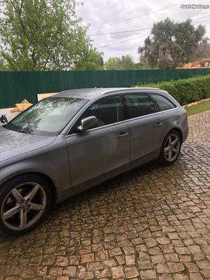 Audi A4 2.0 Maio/10 - à venda - Ligeiros Passageiros, Faro