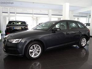 Audi A4 Av 2.0 TDI Bus. L. Dezembro/16 - à venda - Ligeiros