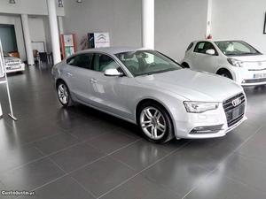 Audi A5 Sportback 2.0TDI Julho/13 - à venda - Ligeiros