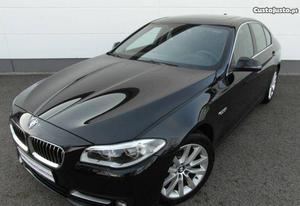 BMW 520 D Line Luxury Auto Dezembro/14 - à venda - Ligeiros