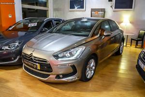 Citroën DS5 2.0 HDi Hybrid 4 Julho/12 - à venda - Ligeiros