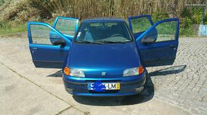 Fiat Punto ligeiro passageiros Julho/98 - à venda -