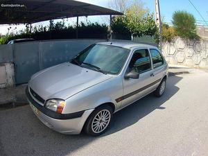 Ford Fiesta 1.8 TD boss turbo Janeiro/00 - à venda -