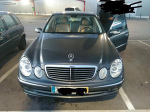 Mercedes-Benz E 320 Avantgarde Outubro/04 - à venda -